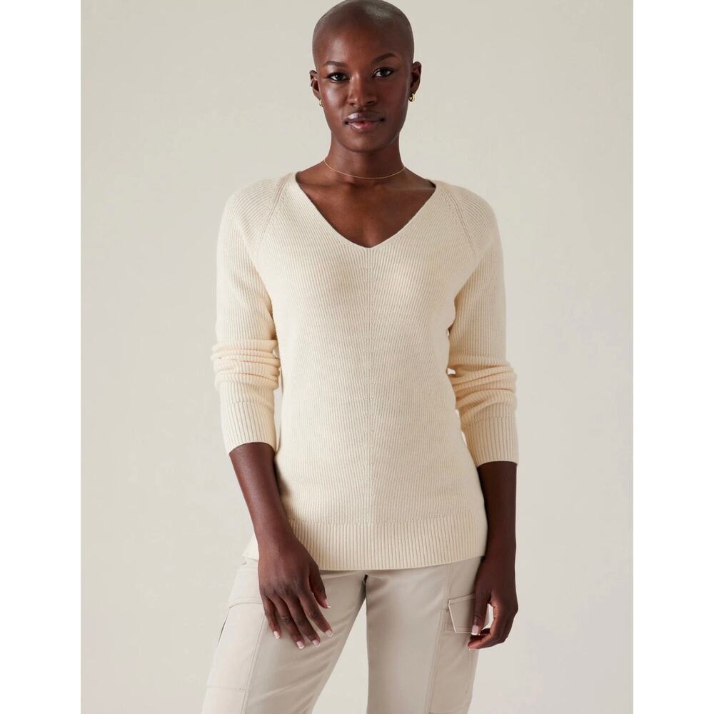 Athleta Hanover V Neck Sweater Cream Merino Wool Blend XL Ribbed